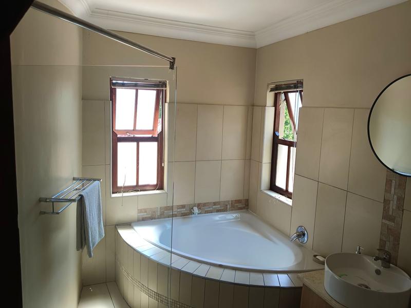 To Let 5 Bedroom Property for Rent in Midstream Estate Gauteng