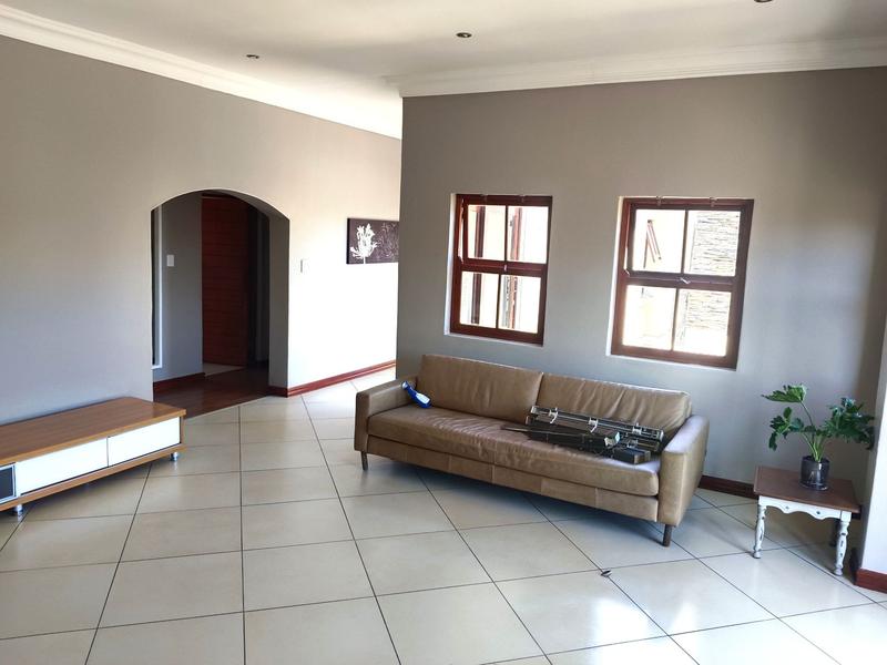 To Let 5 Bedroom Property for Rent in Midstream Estate Gauteng