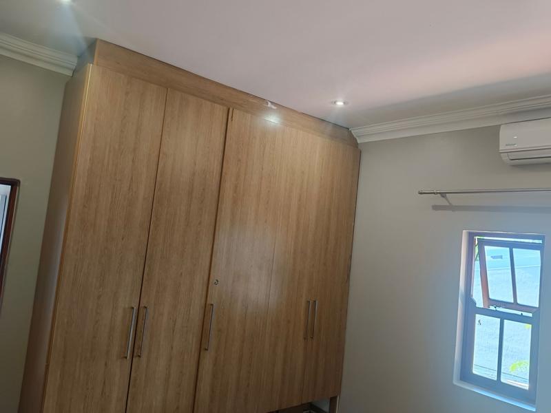 To Let 5 Bedroom Property for Rent in Midstream Estate Gauteng