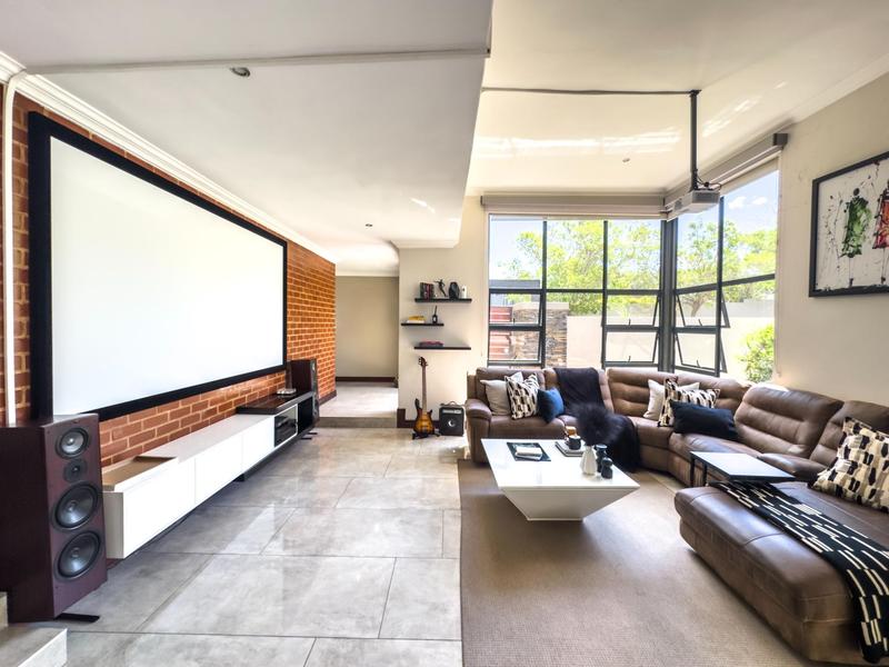 To Let 4 Bedroom Property for Rent in Midstream Ridge Gauteng