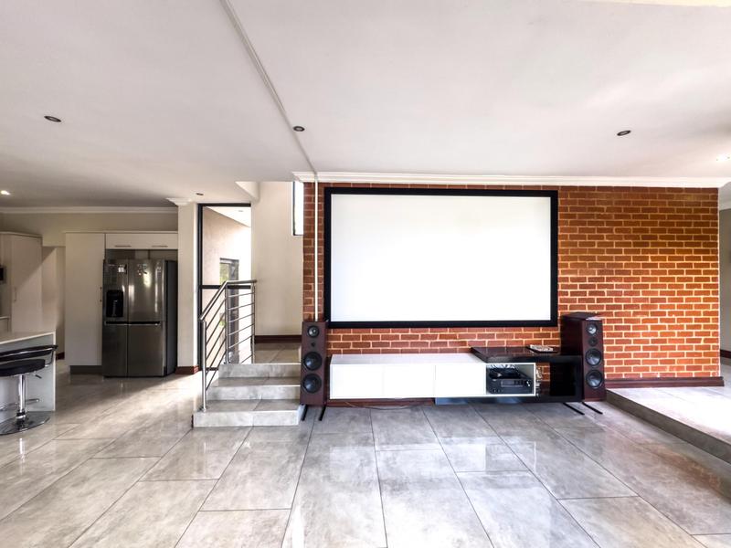 To Let 4 Bedroom Property for Rent in Midstream Ridge Gauteng