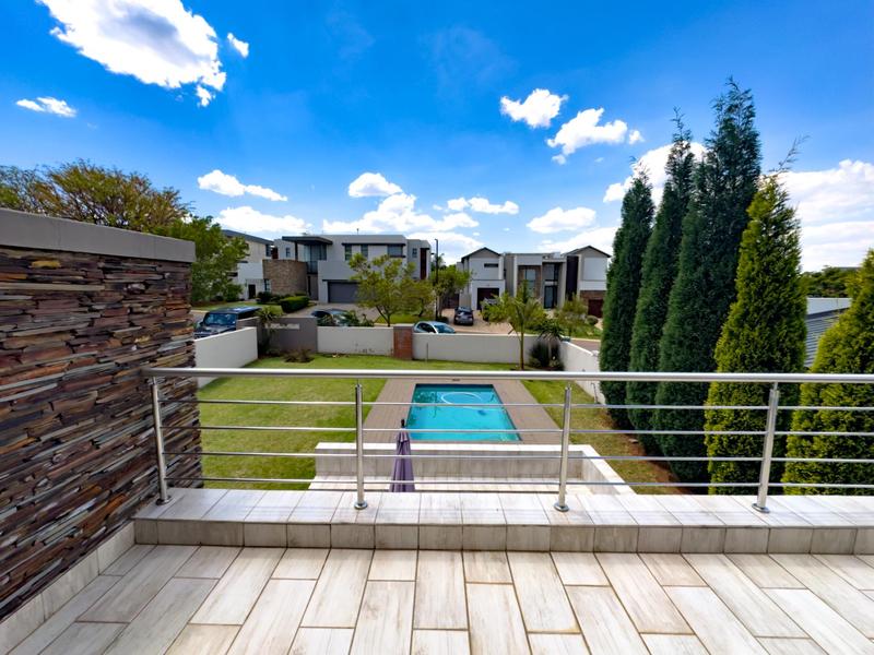 To Let 4 Bedroom Property for Rent in Midstream Ridge Gauteng