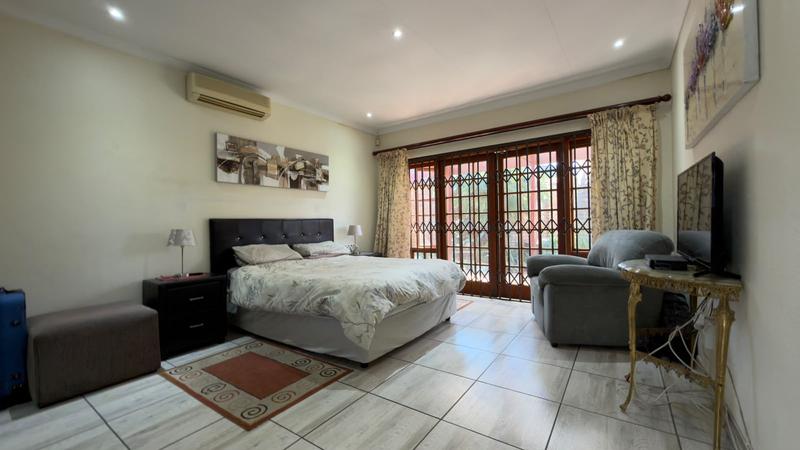 To Let 3 Bedroom Property for Rent in Farrarmere Gauteng