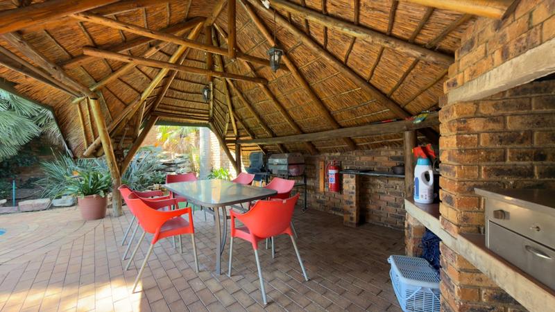 To Let 3 Bedroom Property for Rent in Farrarmere Gauteng