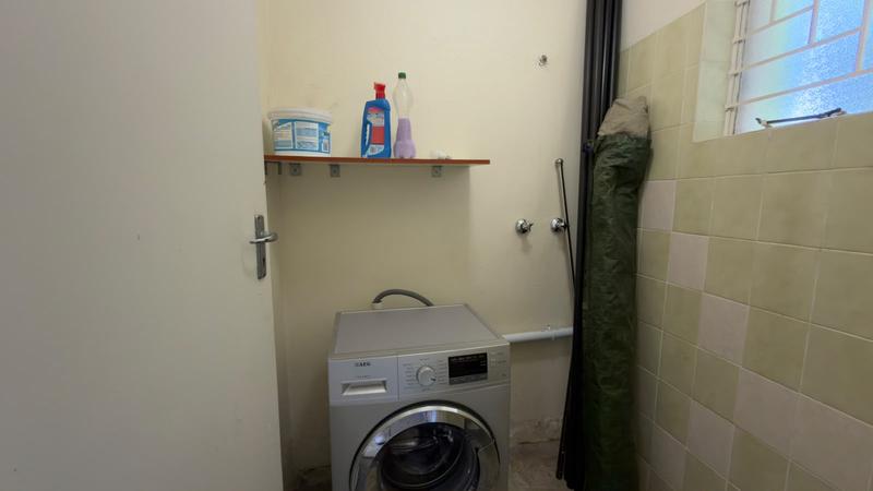To Let 3 Bedroom Property for Rent in Farrarmere Gauteng