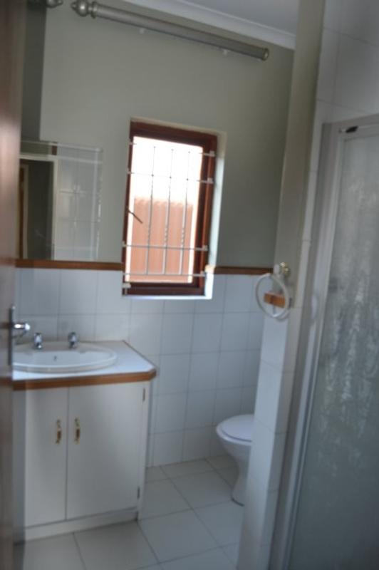 To Let 3 Bedroom Property for Rent in Petersfield Gauteng