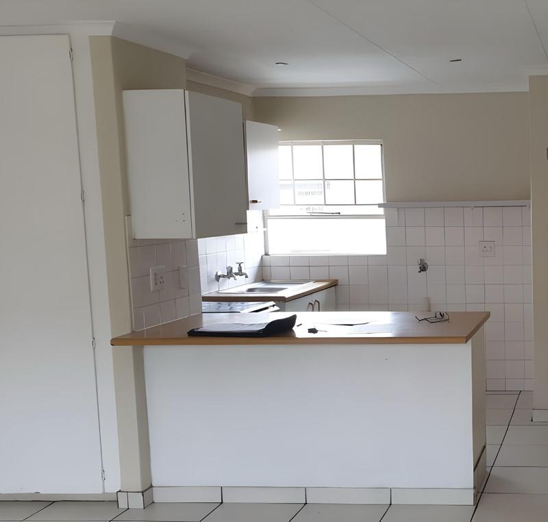 2 Bedroom Property for Sale in Ravenswood Gauteng