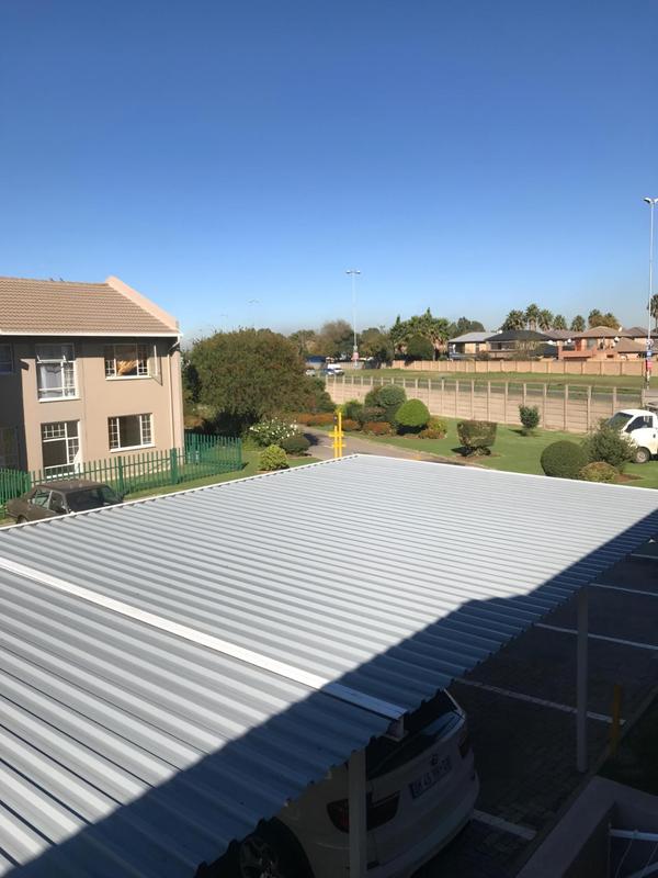 2 Bedroom Property for Sale in Ravenswood Gauteng