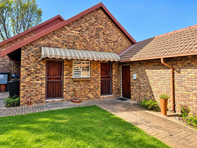 2 Bedroom Property for Sale in Terenure Gauteng