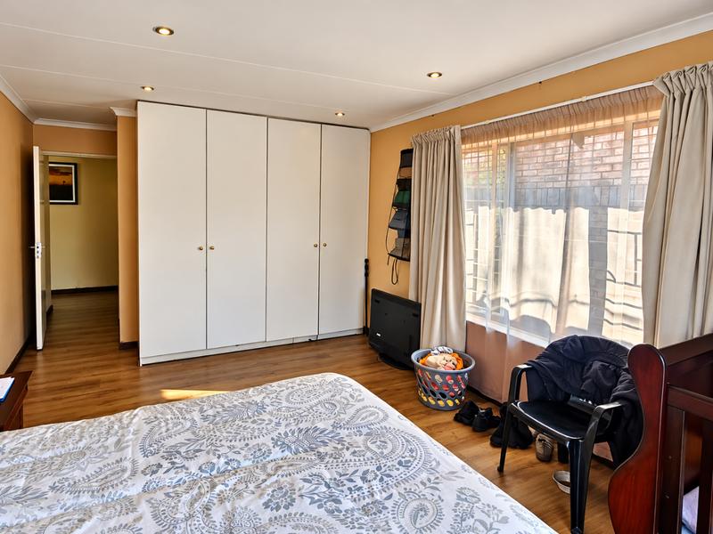 2 Bedroom Property for Sale in Terenure Gauteng