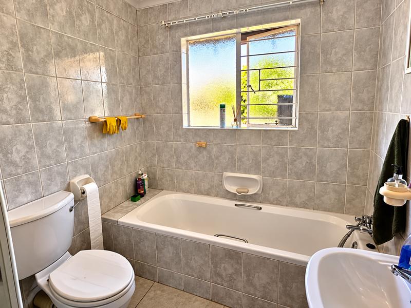 2 Bedroom Property for Sale in Terenure Gauteng