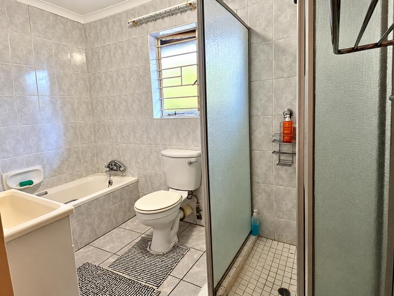 2 Bedroom Property for Sale in Terenure Gauteng