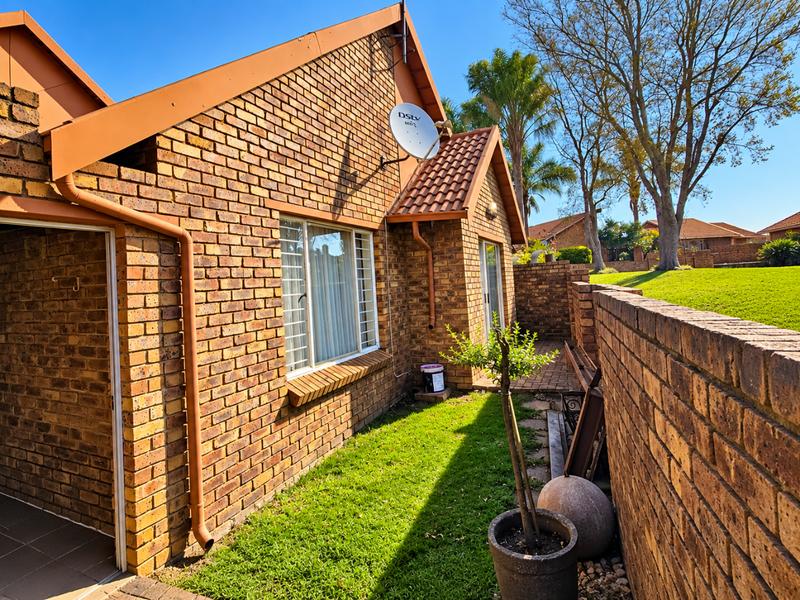 2 Bedroom Property for Sale in Terenure Gauteng