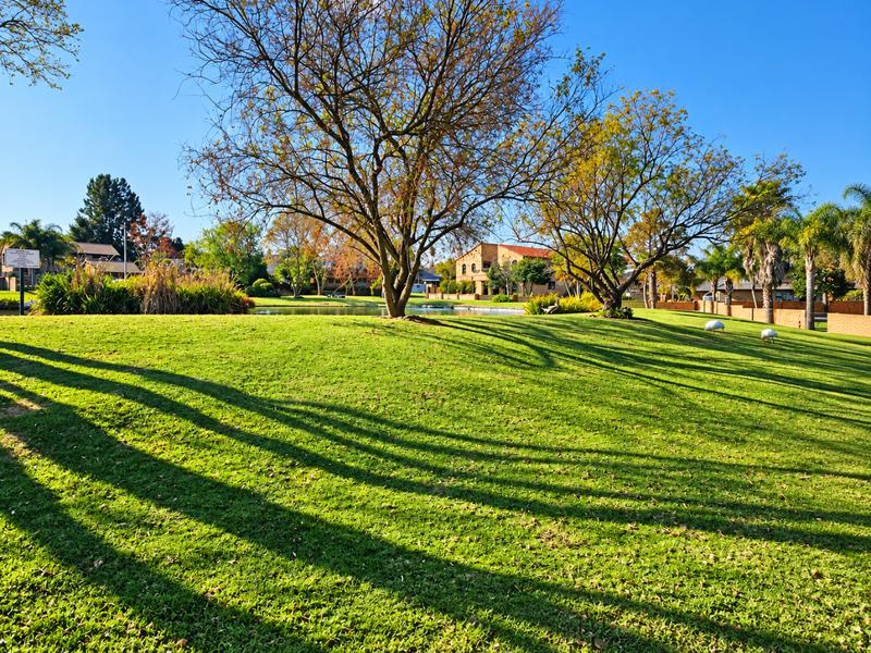 2 Bedroom Property for Sale in Terenure Gauteng