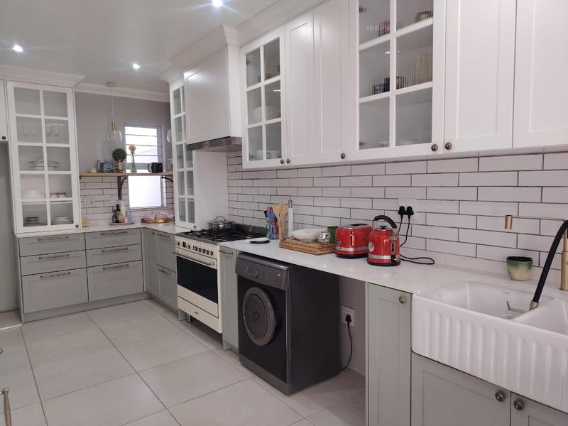 4 Bedroom Property for Sale in Bryanston Gauteng