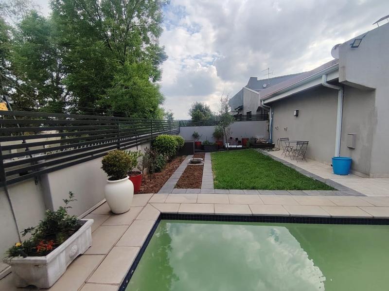 4 Bedroom Property for Sale in Bryanston Gauteng