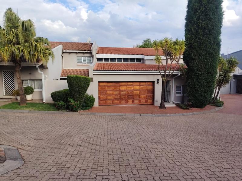 4 Bedroom Property for Sale in Bryanston Gauteng
