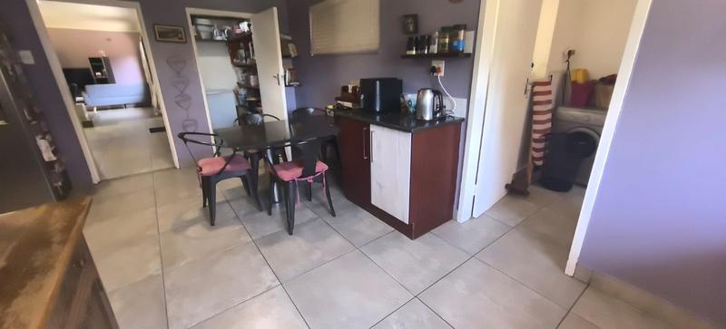 4 Bedroom Property for Sale in Florida Park Gauteng