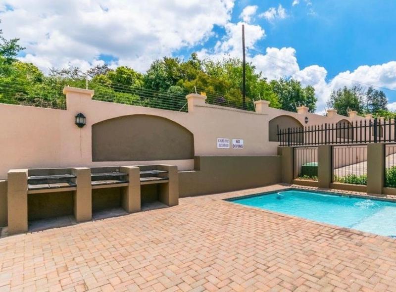 2 Bedroom Property for Sale in Noordheuwel Gauteng