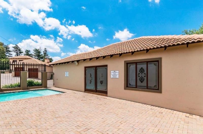 2 Bedroom Property for Sale in Noordheuwel Gauteng