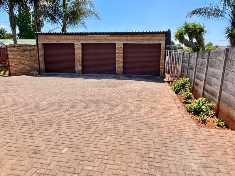 4 Bedroom Property for Sale in Silverfields Park Gauteng