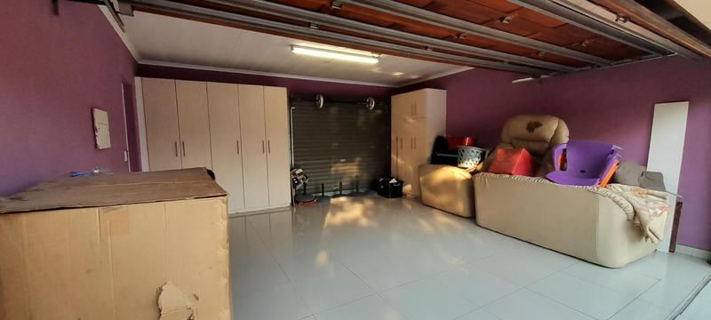 To Let 3 Bedroom Property for Rent in Thatchfield Gauteng