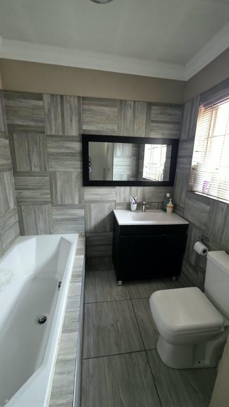 3 Bedroom Property for Sale in Doornpoort Gauteng