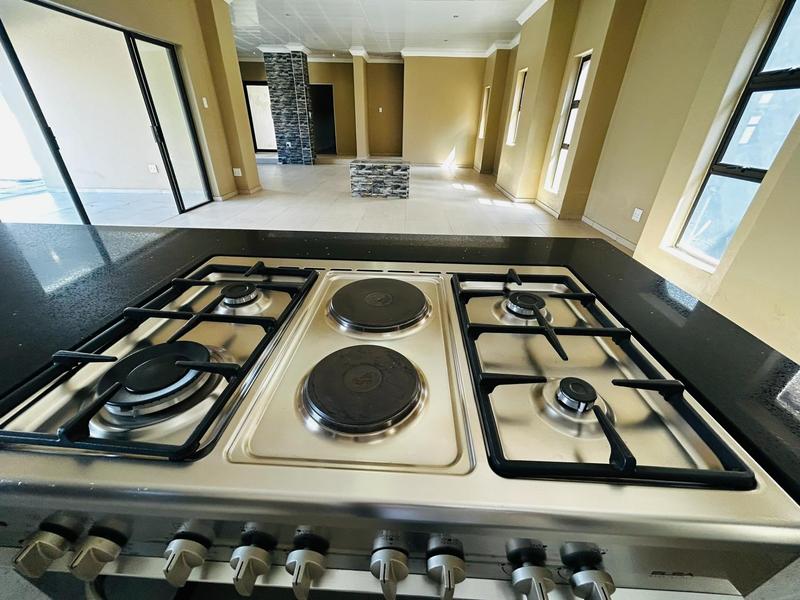 7 Bedroom Property for Sale in Savannah Country Estate Gauteng