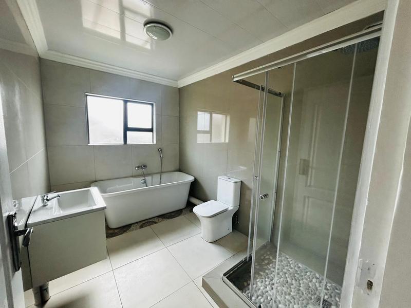 7 Bedroom Property for Sale in Savannah Country Estate Gauteng