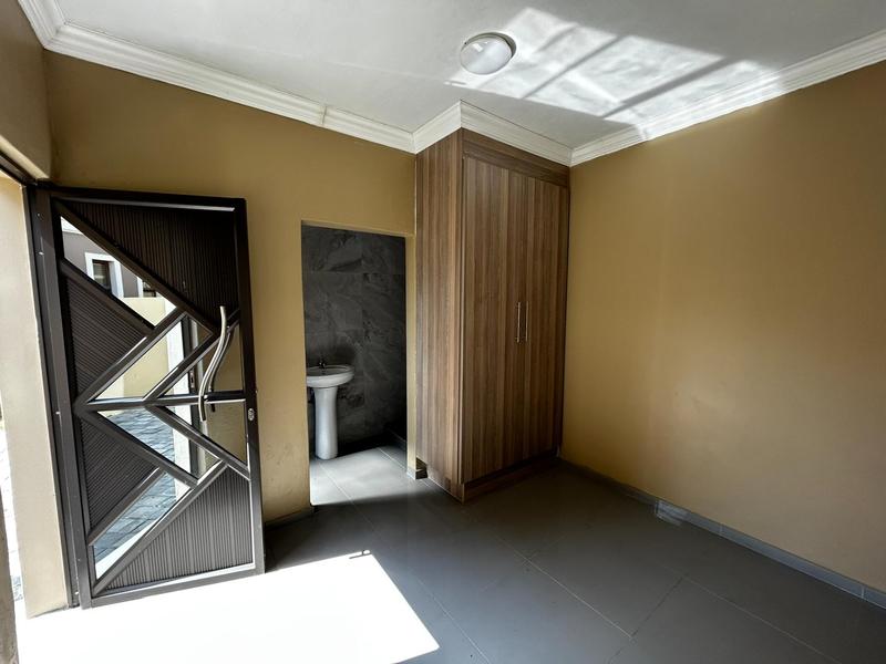 7 Bedroom Property for Sale in Savannah Country Estate Gauteng