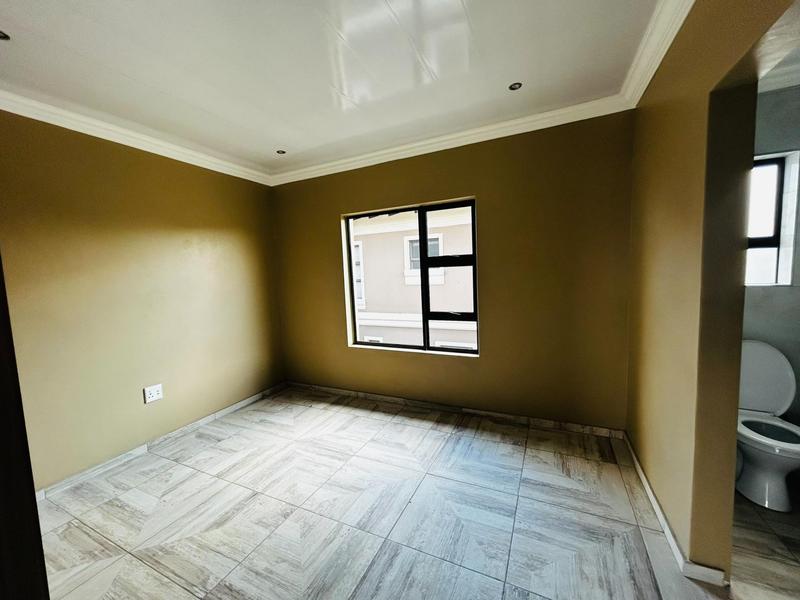 7 Bedroom Property for Sale in Savannah Country Estate Gauteng