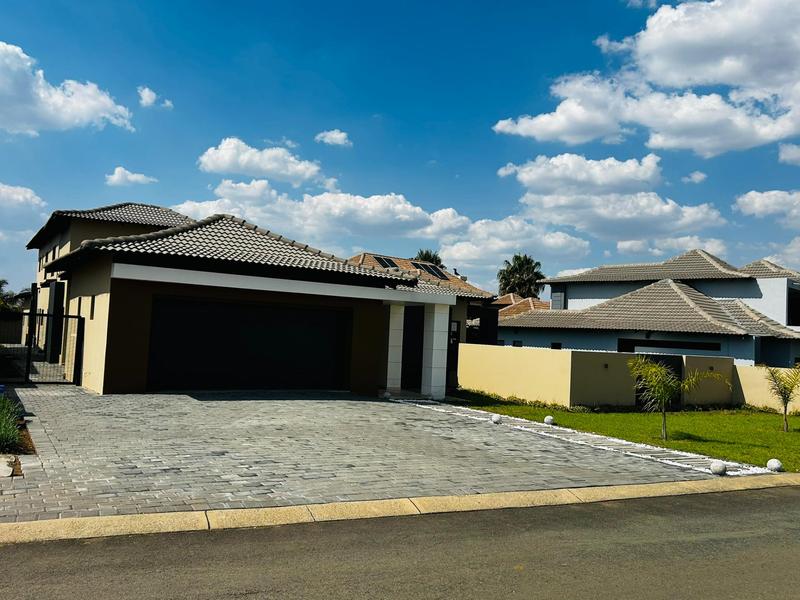 7 Bedroom Property for Sale in Savannah Country Estate Gauteng