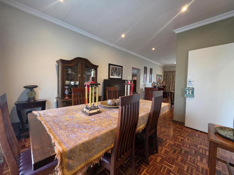 4 Bedroom Property for Sale in Brackenhurst Gauteng