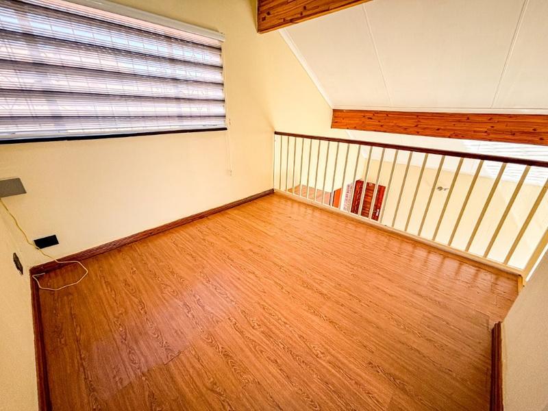 3 Bedroom Property for Sale in Bassonia Gauteng
