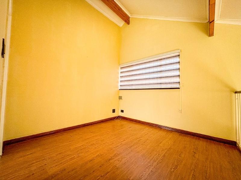3 Bedroom Property for Sale in Bassonia Gauteng