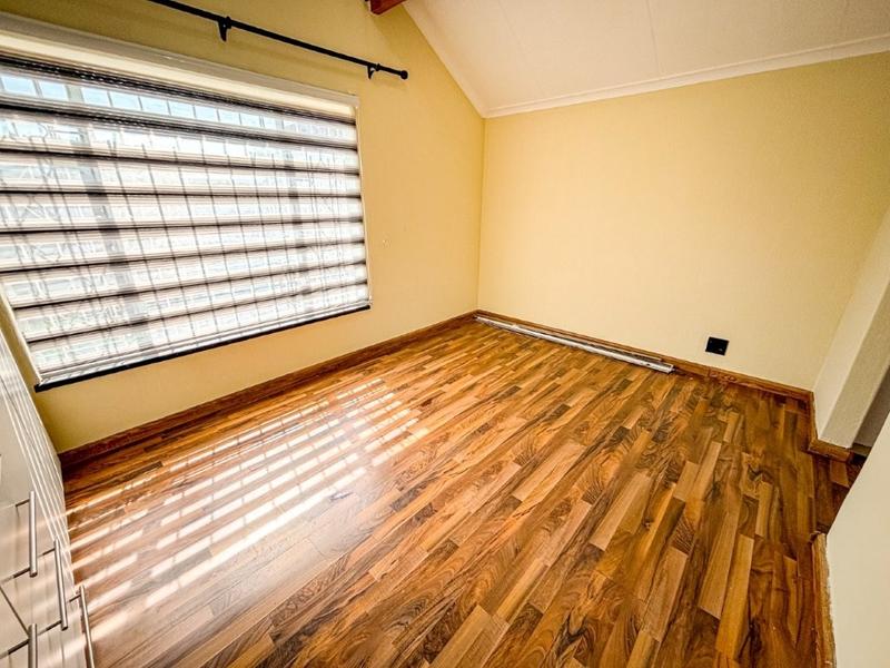 3 Bedroom Property for Sale in Bassonia Gauteng