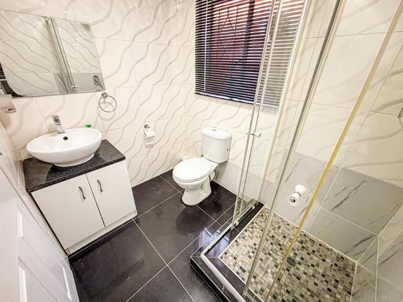 3 Bedroom Property for Sale in Bassonia Gauteng
