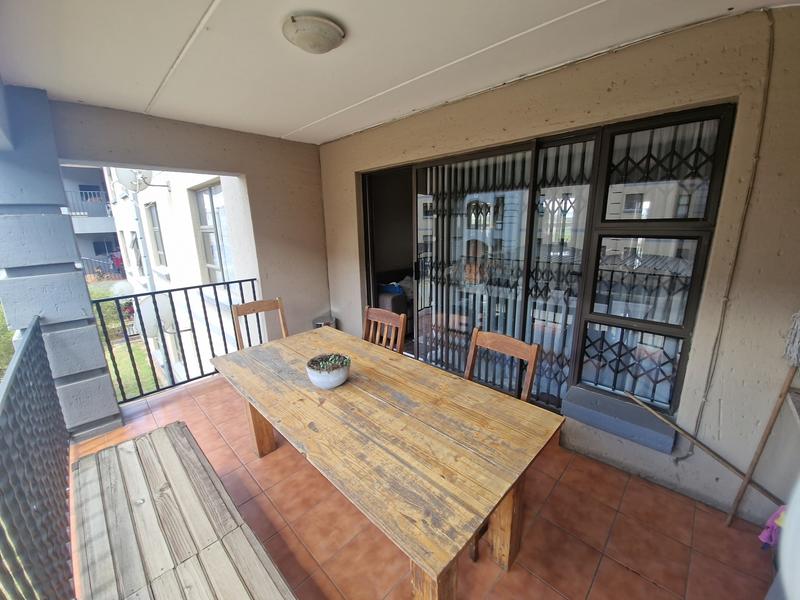 2 Bedroom Property for Sale in Gosforth Park Gauteng