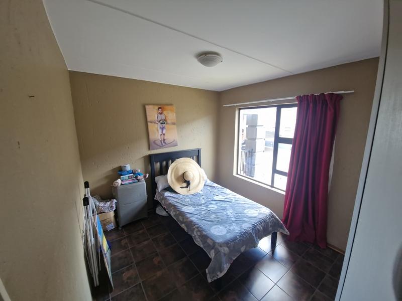 2 Bedroom Property for Sale in Gosforth Park Gauteng