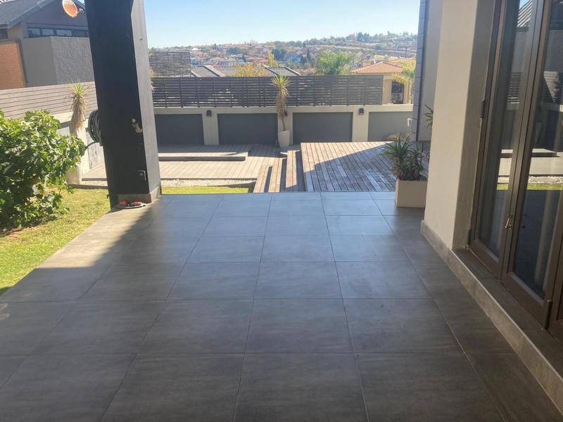 To Let 4 Bedroom Property for Rent in Kyalami Gauteng