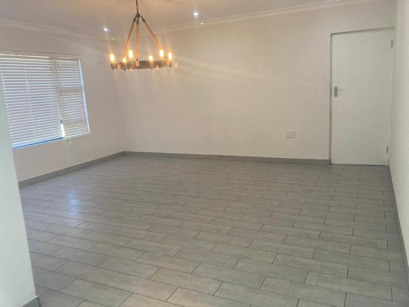 To Let 4 Bedroom Property for Rent in Kyalami Gauteng