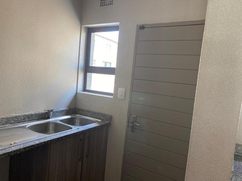 3 Bedroom Property for Sale in Wildtuinpark Gauteng