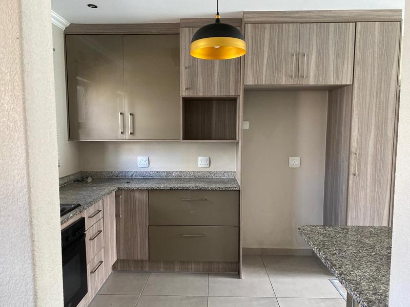 3 Bedroom Property for Sale in Wildtuinpark Gauteng