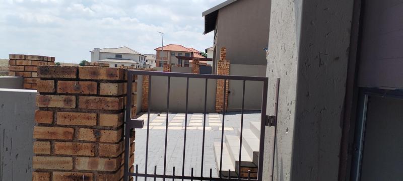 3 Bedroom Property for Sale in Wildtuinpark Gauteng