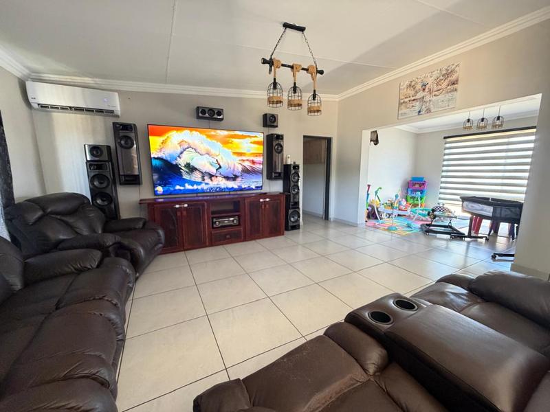 5 Bedroom Property for Sale in Riversdale Gauteng