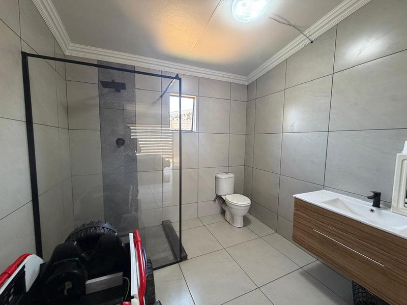 5 Bedroom Property for Sale in Riversdale Gauteng