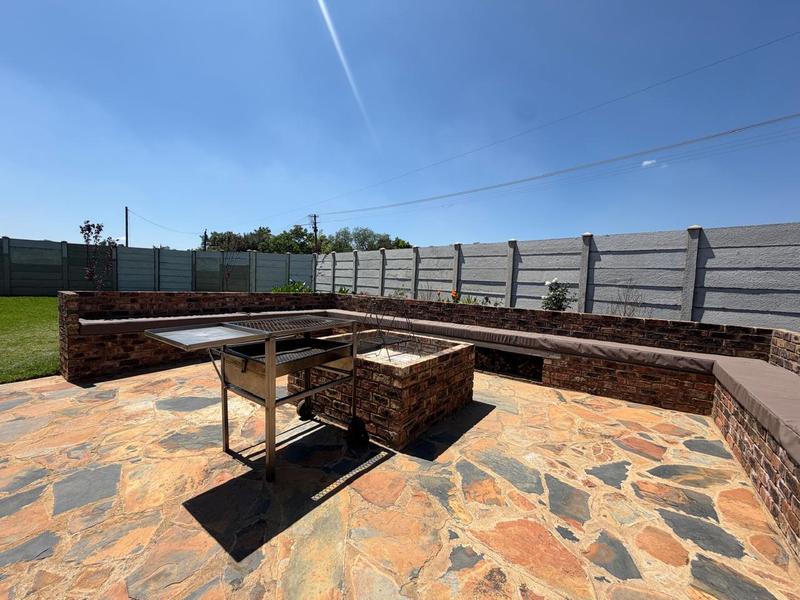5 Bedroom Property for Sale in Riversdale Gauteng
