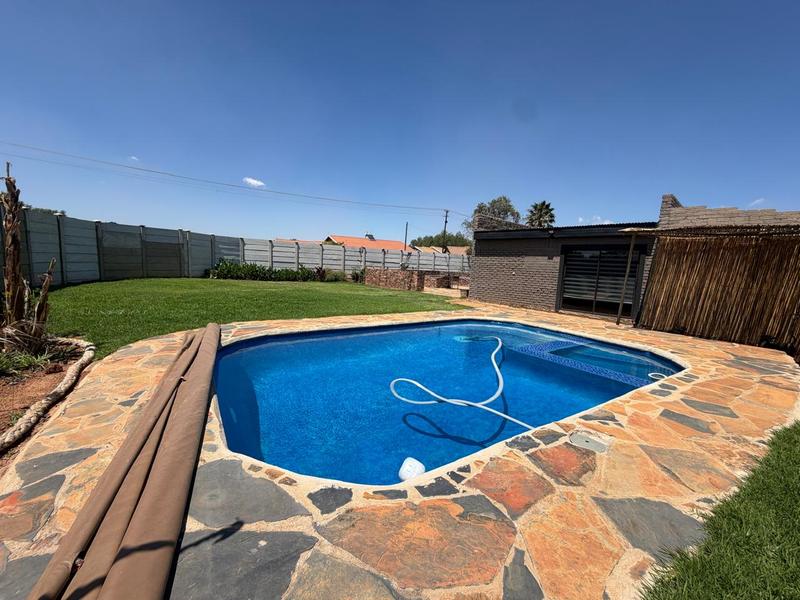 5 Bedroom Property for Sale in Riversdale Gauteng
