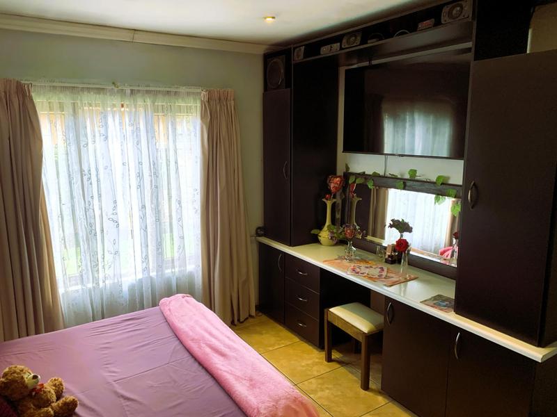 3 Bedroom Property for Sale in Hughes Gauteng