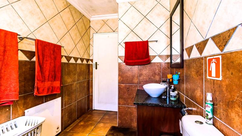 3 Bedroom Property for Sale in Hughes Gauteng